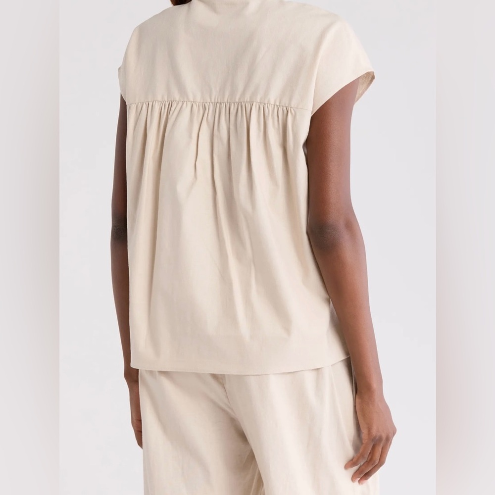 Vince Linen Blend Top - Picture 2 of 3